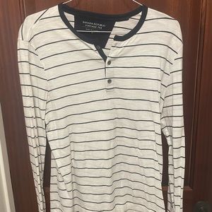 Banana republic long sleeve Henley